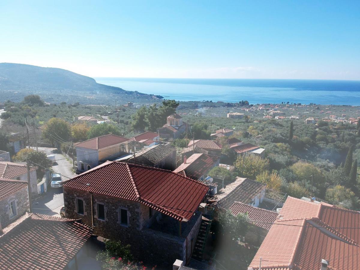Stavroulas Stone House In Rigklia, Messinia Riglia Bagian luar foto
