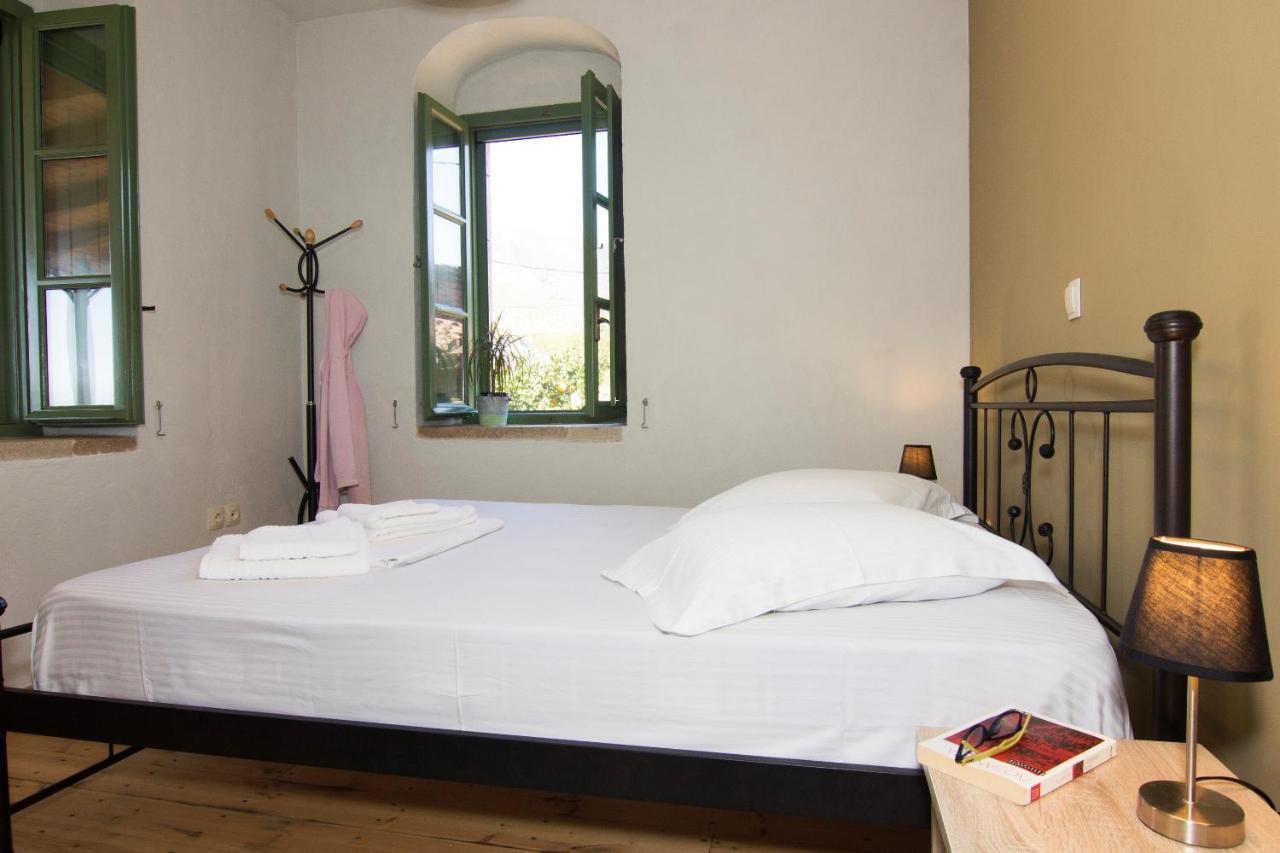 Stavroulas Stone House In Rigklia, Messinia Riglia Bagian luar foto